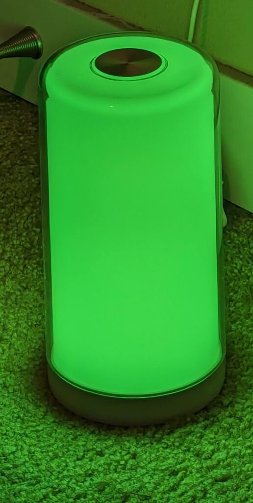 Meross Ambien light in green color