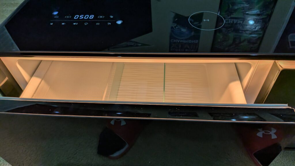 LT90 Cabinets light orange color warning